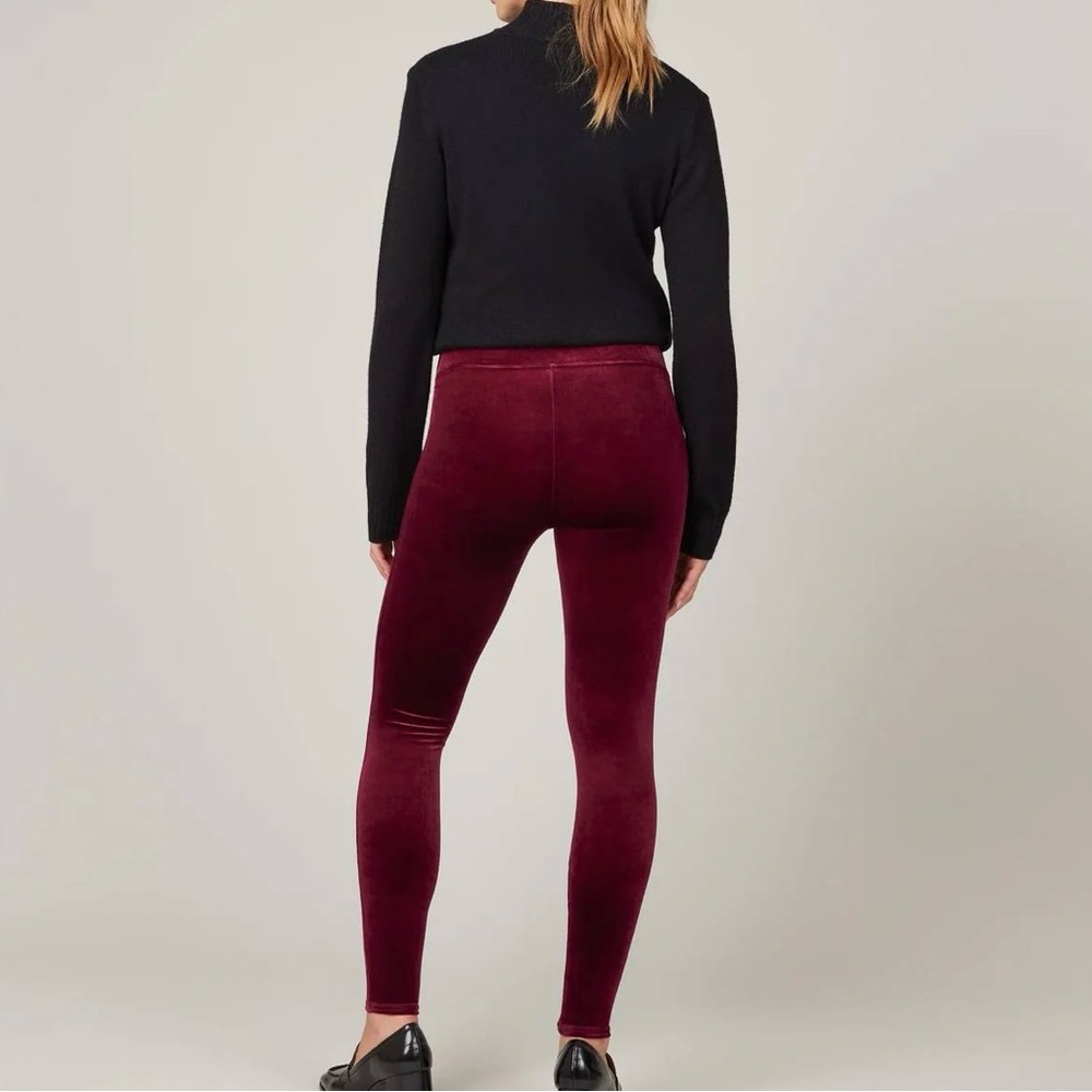 Spanx Velvet Leggings – Rich Burgundy – Size 1X - Picture 15 of 15